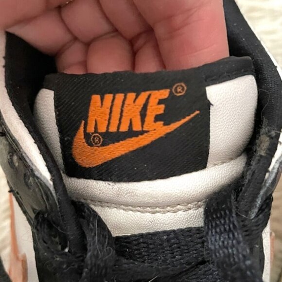 Nike Dunk Low GS Jack-O-Latern Halloween - Youth's 5 / Women's 6-6.5US (2007) - Picture 9 of 12